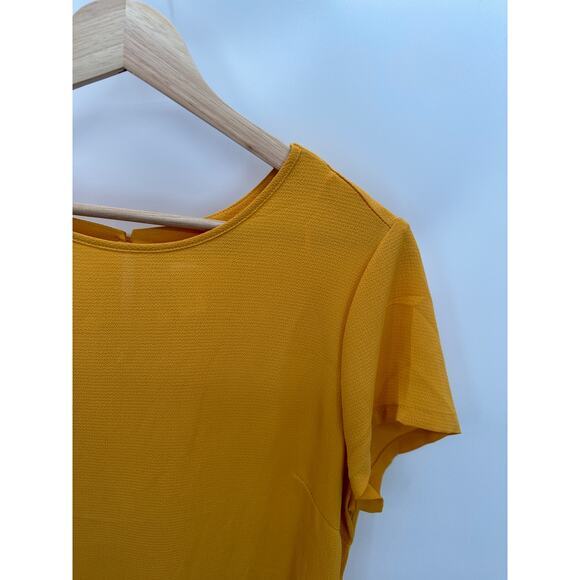 Japna Yellow Short Sleeve‎ High Low Keyhole Button Top Women's Size Medium M - Picture 4 of 7